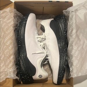 Lululemon Men’s Beyondfeel Running Show